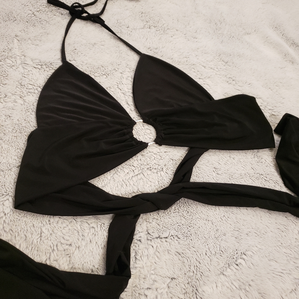 Wrap halter bralette